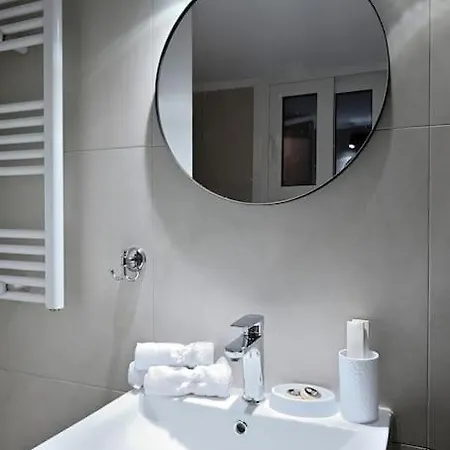 Apartment Ifigenia By Acropolis